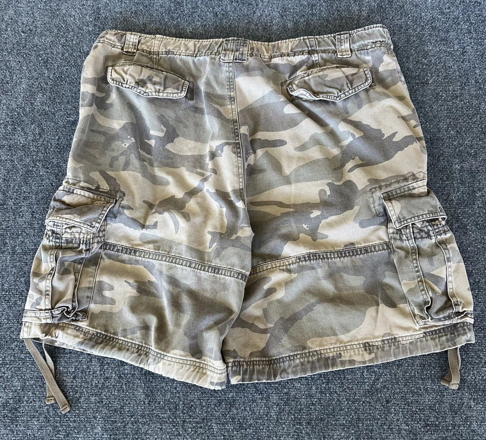 Pantalones Cortos de Carga NOBO No Boundaries Y2K Para Hombres 44 Camuflados Verde Suelto Cordón Patinador  Foto 2 de 4