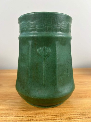 Zanesville Pottery Vintage Arts And Crafts Cucumber Green Vase 11 After Grueby