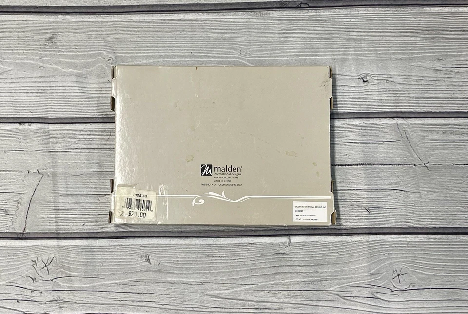 4x6 Daddy's Girl Black Expressions Wood Frame with Silver Word Attachment - Image 2 of 3