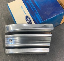 Nos 1973-1979 Ford Truck Right Lower Cab Corner Molding  D3tz-10423a16-a