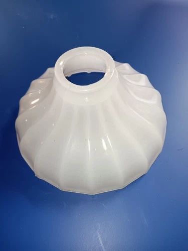 VINTAGE MILK GLASS RIBBED LAMP SHADE 7 1/2 INCH WIDE-2 1/4 FITTER