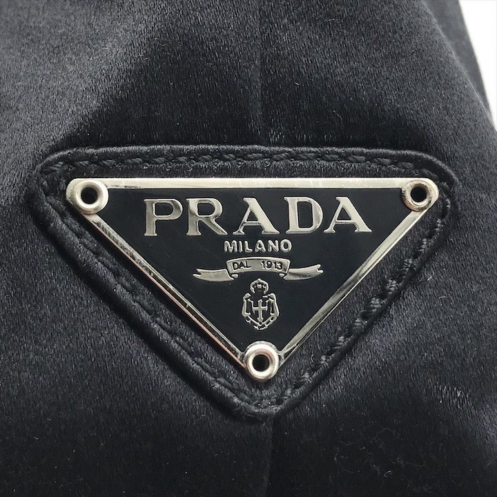 Excellent condition PRADA triangular logo satin m… - image 9