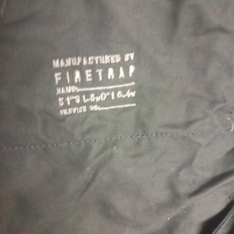 FIRETRAP BLACK COAT DARK CAPPOTTO UNDERGROUND TURF FCAW08 TG M DOPPIA CHIUSURA  - Imagen 3 de 4