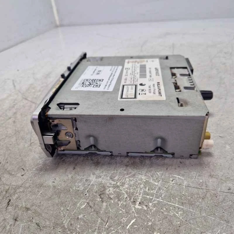 Autoradio stereo lettore CD Renault Scenic III X-Mod 2.0 dci 2009 Blaupunkt codi - Immagine 3 di 4