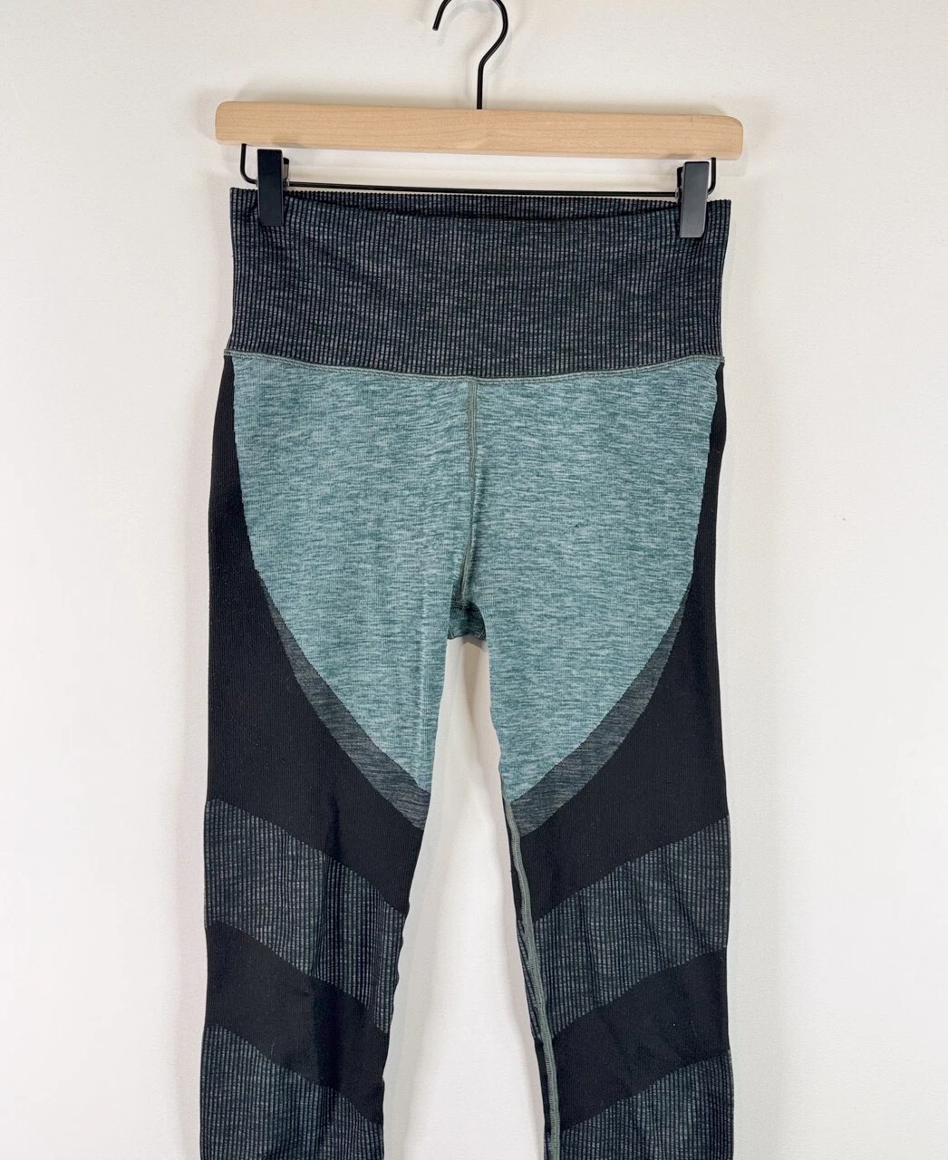 alo-yoga high waisted seamless pull on stretch 