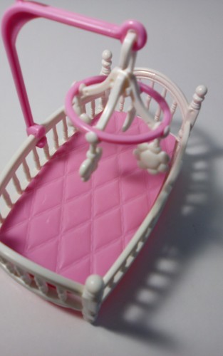 4 Inch Fashion Doll Baby Cradle Crib New #1 - Picture 4 of 9
