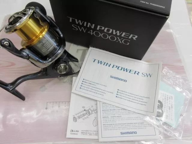 Shimano 15 Twin Power SW 4000XG　Spinning Reel Used with Box