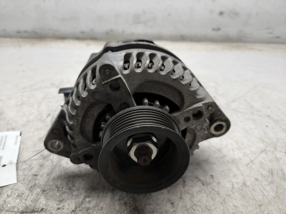 06-09 Alternador Acura MDX 3,5 L 3,7 L A/T OEM 31100RJAA02 31100-RJA-A02 Foto 2 de 4
