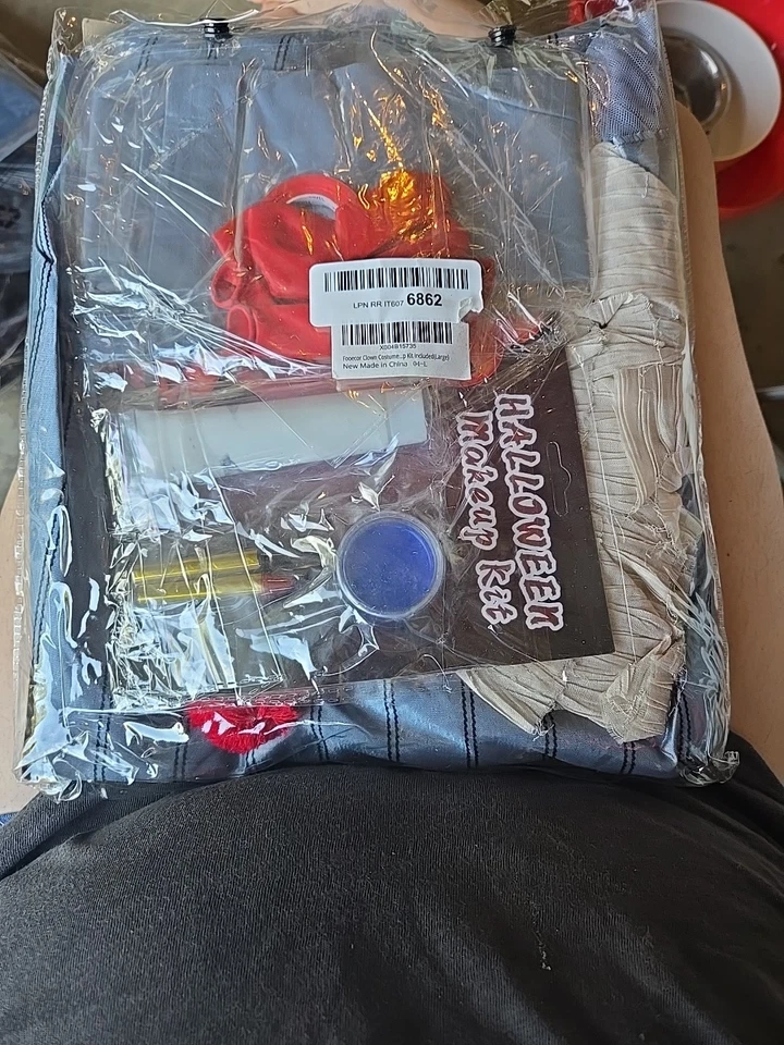 Fantasia de palhaço assustador –Adulto/Adolescente Grande –Vestido, meias, kit de maquiagem e balões –Novo com etiquetas - Imagem 2 de 2