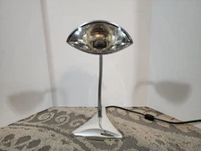 Rabbit Tanaka War Of The Worlds Strobe Light