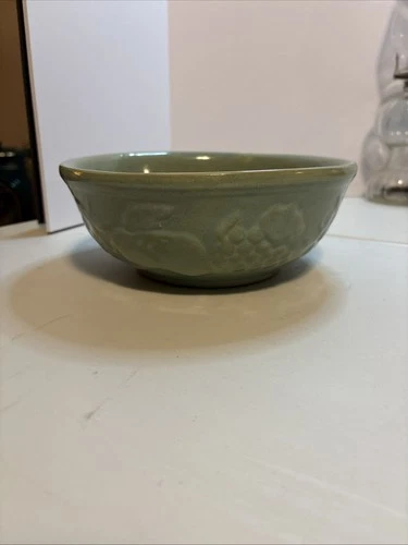 Beautiful McCoy Apples Cherries & Grapes Pottery 9 1/8 X 3 1/2" Utility Bowl