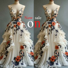 Vinatge Champagne Wedding Dresses V Neck 3D Florals Tiered A Line Bridal Gowns