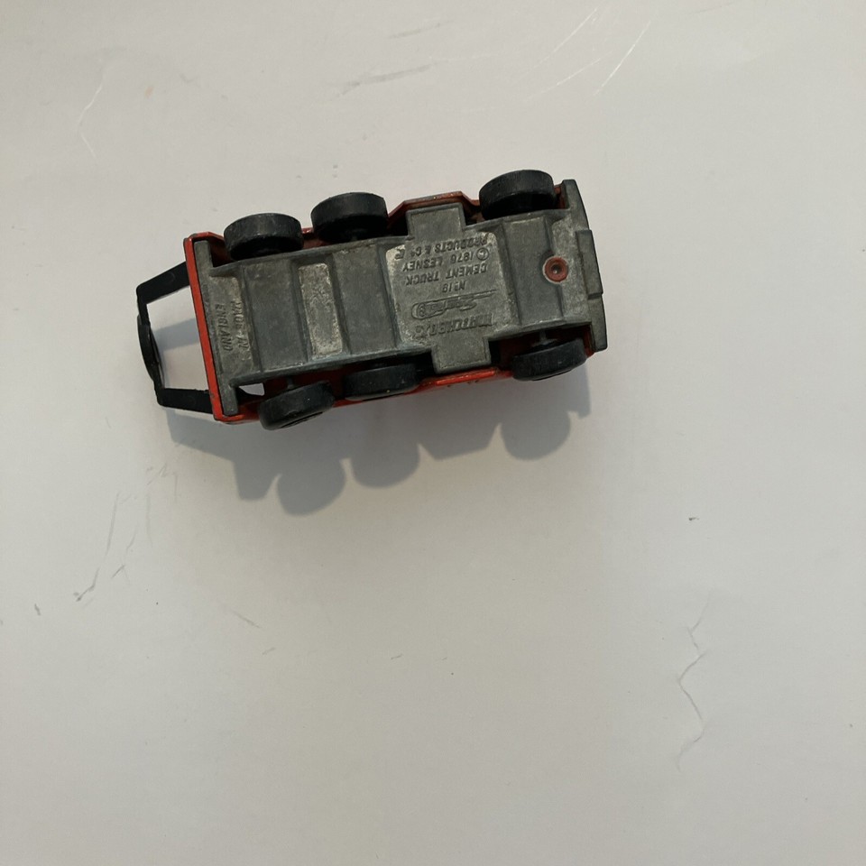 MATCHBOX SUPERFAST No19 CEMENT TRUCK MADE IN ENGLAND 1977 to 1981 BY