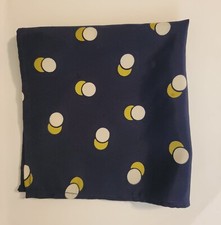 DARK BLUE AND White POLKA DOT POCKET SQUARE 9,5"