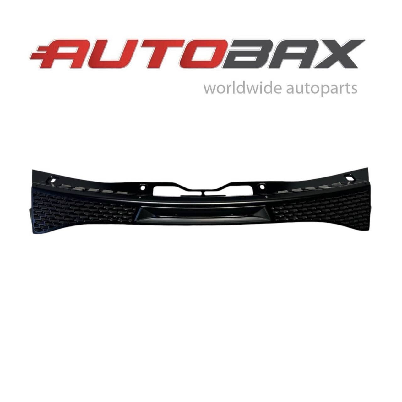 MCLAREN BUMPER TRIM VALANCE COVER PANEL 22AD861GP OEM NEW