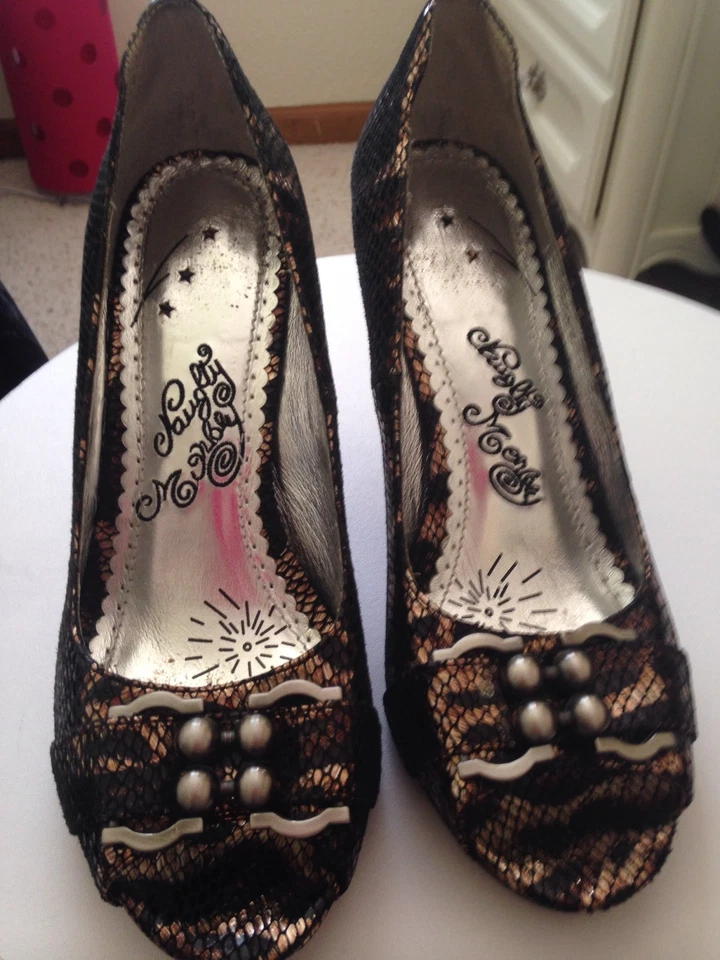 Zapatos Naughty Monkey charol leopardo punta abierta para aprender Foto 2 de 4