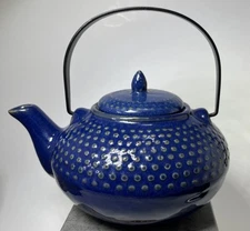Blue Hobnail Pattern Ceramic Teapot, Loose Leaf Tea Infuser, Lid & Swivel Handle