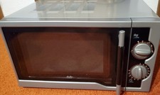 Mikrowelle Studio 700 Watt Grau-Silber