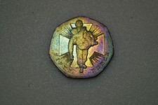 UNIQUE: 2006 VICTORIA CROSS SOLDIER 50p RAINBOW TONING PRIVATE COLLECTION Fifty