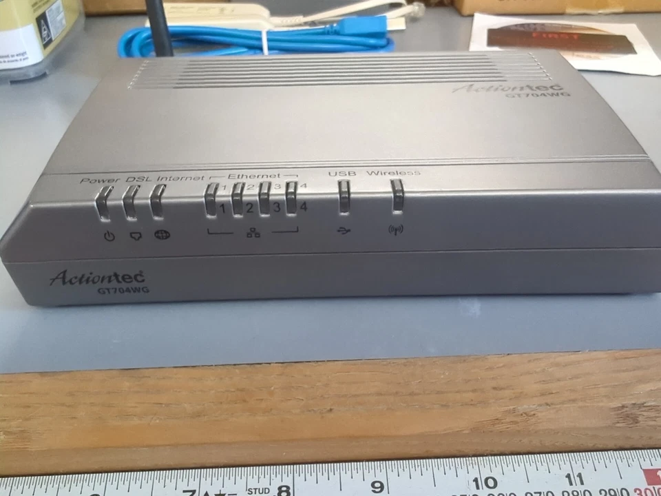 Verizon Actiontec GT704WG DSL Modem Router 4-Port 54 Mbps Wireless - Image 4 of 4