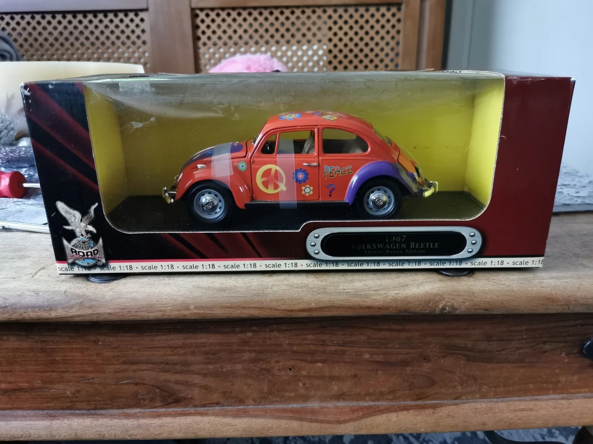 Miniature VW Coccinelle Police Stuttgart 1/18 - Road Signature 71101 - Diecast