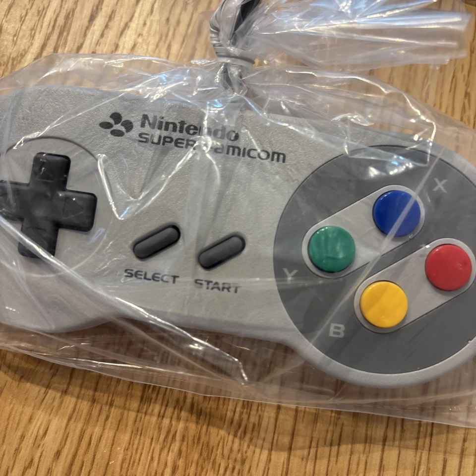 Nintendo Super Famicom Official Controller Pad SHVC-005 New Unused Japan - Image 3 of 4