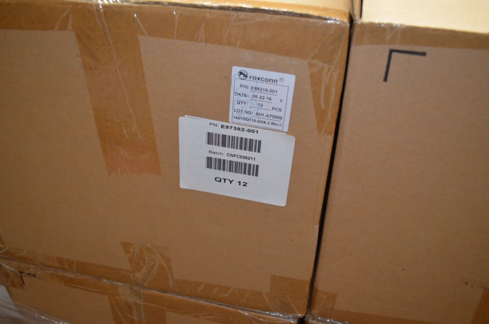 Intel XTS100H Extreme Tower Heatsink Gaming Cooler for LGA 1150,1151,1155,1200 - Image 2 of 4