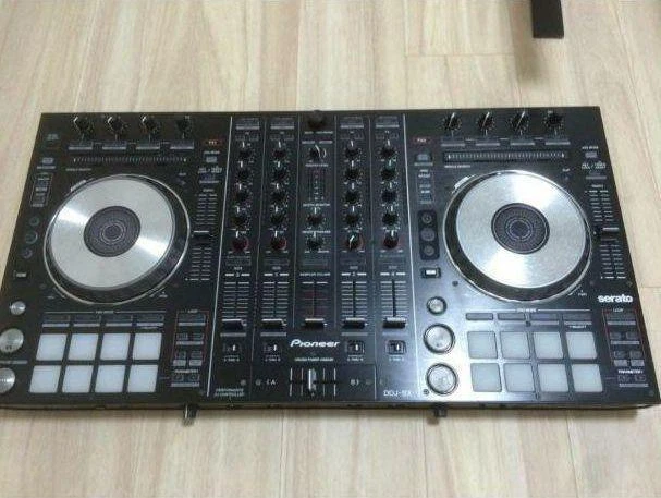 Pioneer DJ DDJ-SX2 Performance DJ Controller /w hardcase