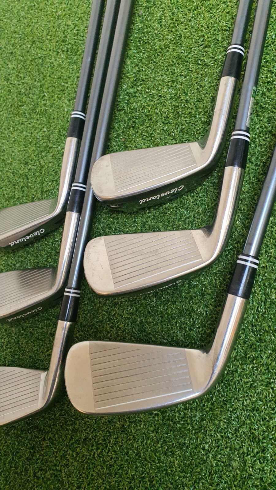 CLEVELAND HB3 HYBRID IRONS IRON SET 5PW ULTRALITE REG GRAPHITE V.G