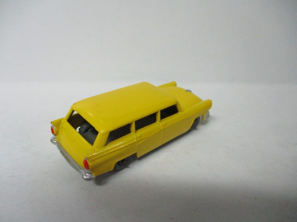 Matchbox Series 31, A Moko Lesney, Ford Station Wagon (Gebraucht) in Kloten für CHF 16 – mit