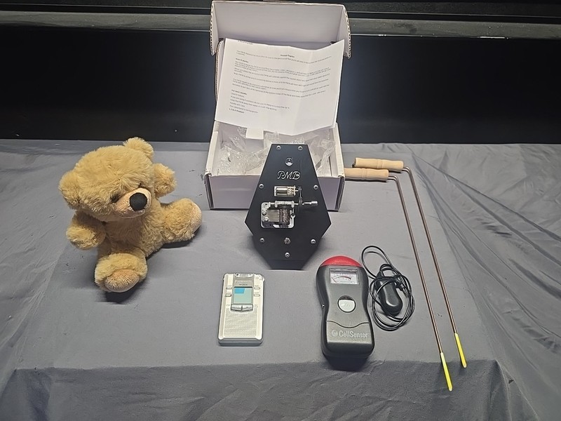 Paranorma Lot l coffin music box.  panasonic RR Qr240 dausing rod Boobuddy 