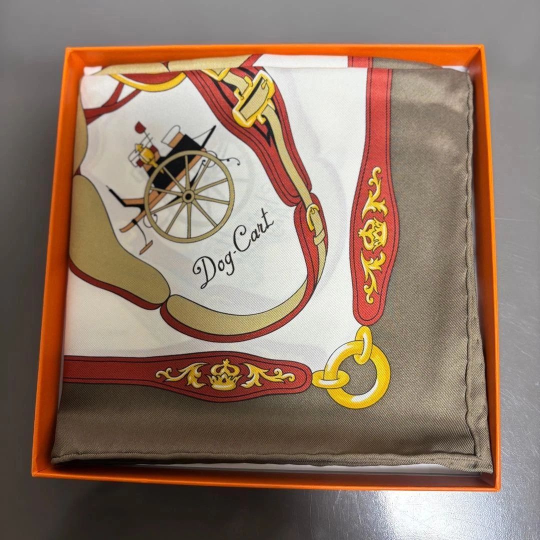 Hermes — HERMES Silk Scarf With Box Unused Excellent Condition Authentic SR1795