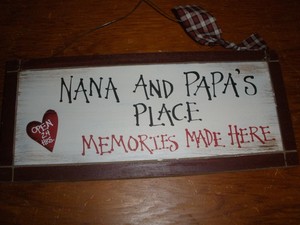 Nana-And-Papa-039-s-Place-Memories-Made-Here-12-X-5-5-034-Wood-Sign-Grandparent-Plaque