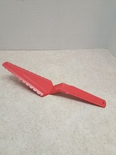 Vintage Tupperware Cake Pie Server Orange Serrated Edge Beveled for Lifting 1228