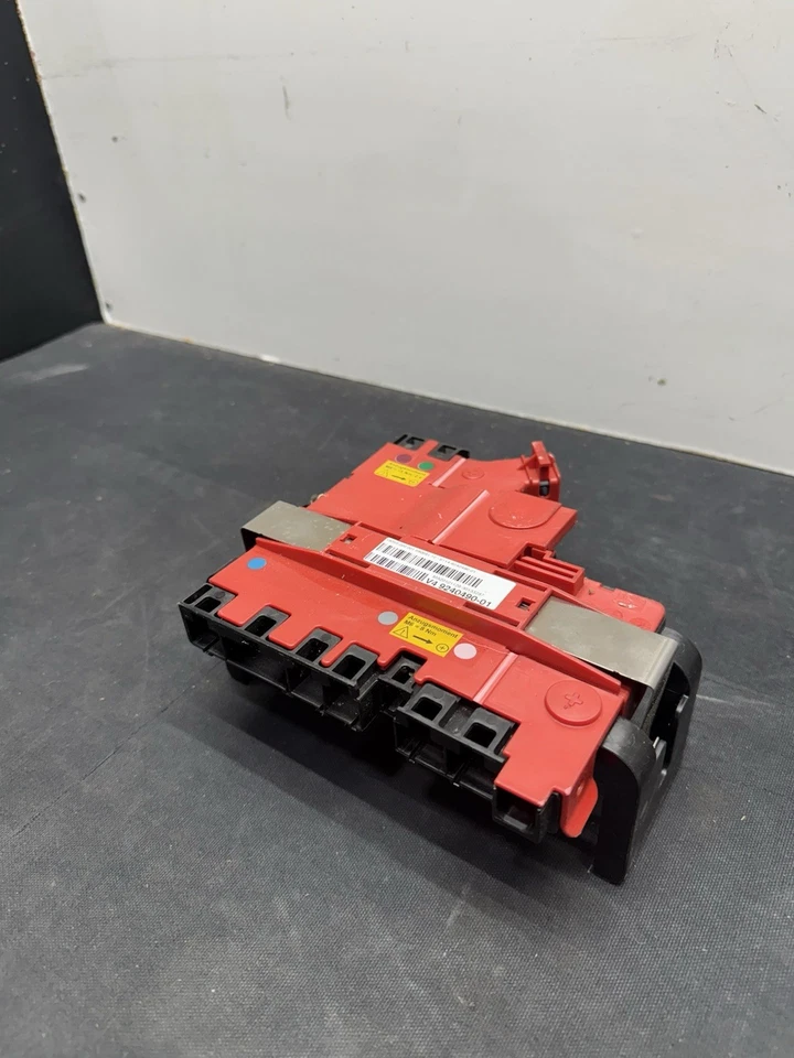 Caja de fusibles de distribución de energía trasera para batería BMW F02 F06 F10 F12 F13 G30 M5 M6 FABRICANTE DE EQUIPOS ORIGINALES Foto 2 de 4