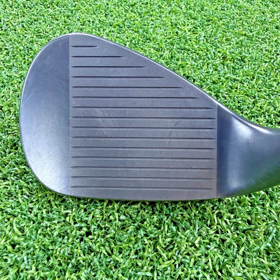 Callaway Jaws Raw 52° Wedge 10° Bounce S Grind Dynamic Gold Spinner Tour Issue - Image 2 of 4