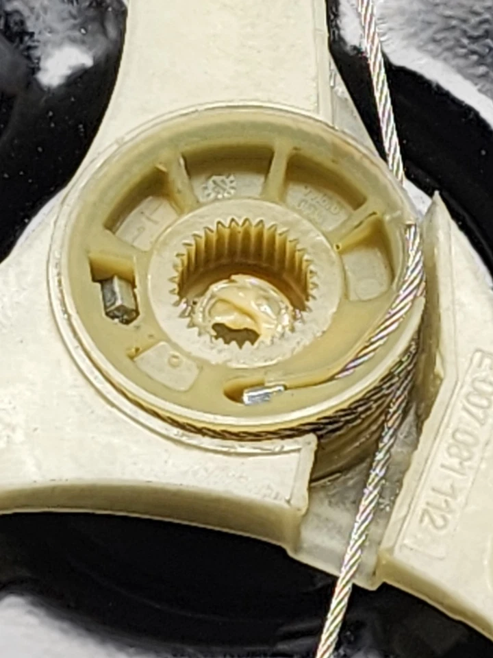 Regulador ventana cuarto trasero derecho bmw 128i 135i 135si 2008-13 e88 serie 1 Foto 3 de 4