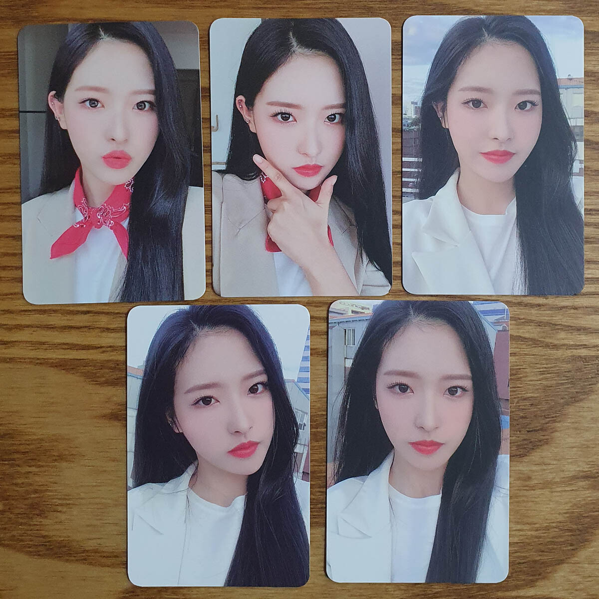 LOONA オリビアへ ミュージックコリアヨントン 特典 ポストカード LOONA Gowon & Olivia Hye Predebut First Press Official