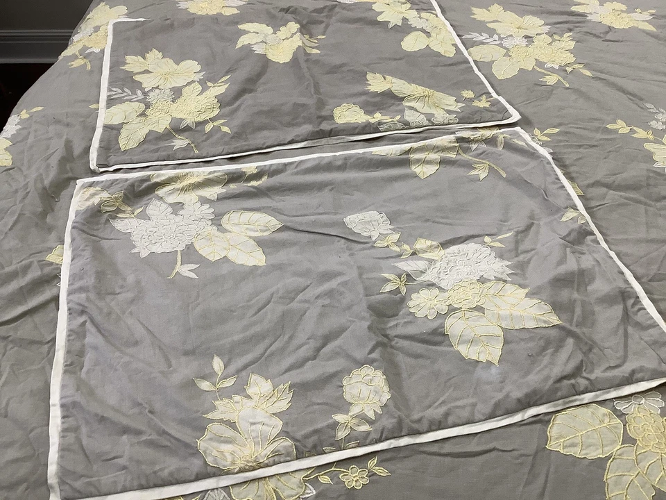 Martha Stewart Linen / Cotton Full Queen Duvet Cover & 3 Shams Yellow Floral - Image 3 of 4