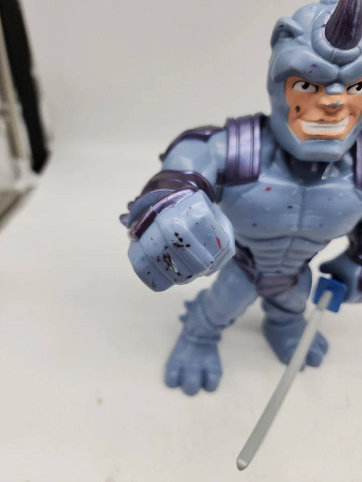 Figura de rinoceronte Hasbro Heroes Marvel Mega Mighties 10” Playskool rara con espada Foto 4 de 4