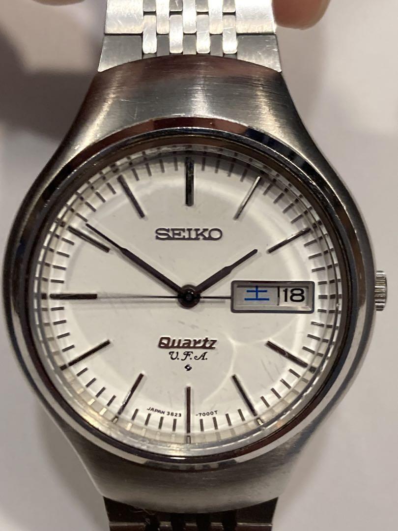 Seiko V.F.A 3823-7001 Vintage Day Date Silver Round Quartz Seiko V.F.A 3823-7001 Vintage Day Date Silver Round Quartz