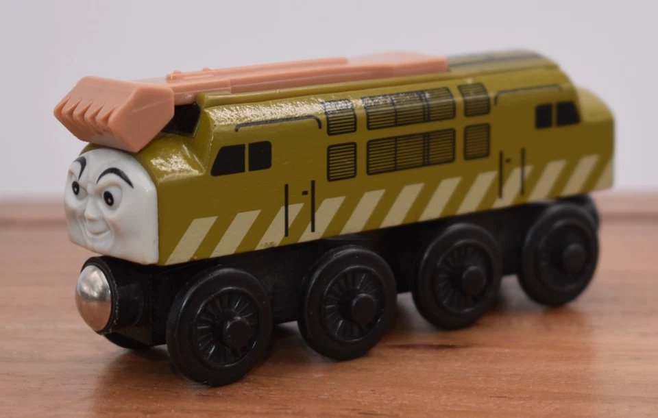 Diesel 10 - 2003 GUC Thomas & Friends Wooden Railway Train Tank Engine - Image 2 of 4