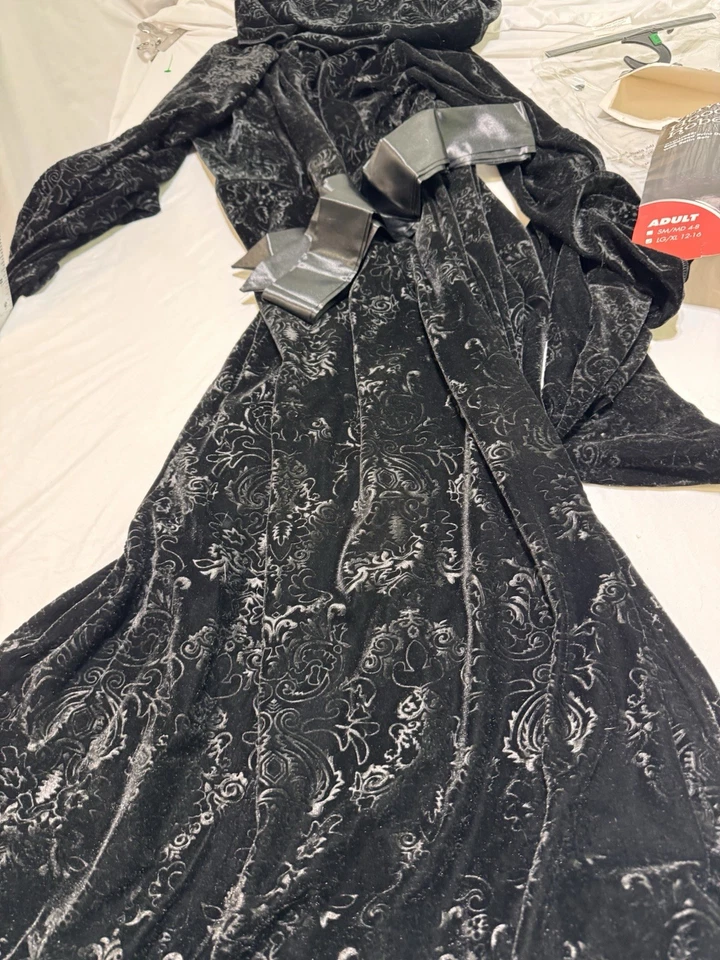 Disfraz de bruja mago con capucha de terciopelo negro túnica capa gótica medieval L/xl espíritu Foto 3 de 4