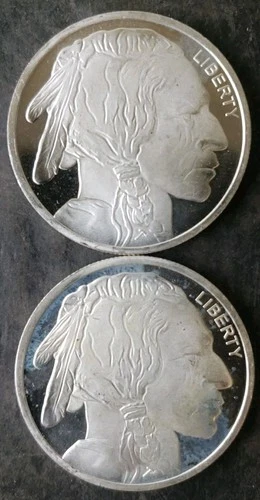 Two SilverTowne 1oz Silver Buffalo Rounds