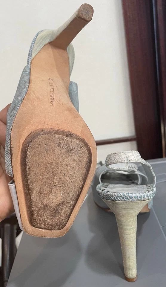 Manolo Blahnik Light Blue Leather 4” Heels Slingback Stiletto Open Toes Size 37 - Image 4 of 4