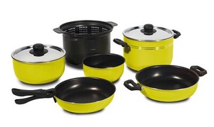 kochtopf mit nudelsieb