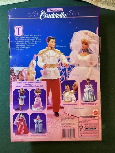 Disney Classics CENERENTOLA bambola con piccolo libro d'oro Mattel #1624 - Foto 2 di 3