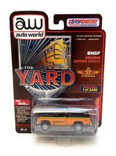 Auto world 1:64 1973 Chevrolet C-10 BNSF Railroad Support Vehicle CP7777-P3