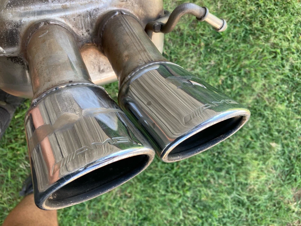 2002 - 2004 梅赛德斯-奔驰 W203 C32 AMG 运动消声器排气原始设备制造商工厂 — 第 4/4 张图片