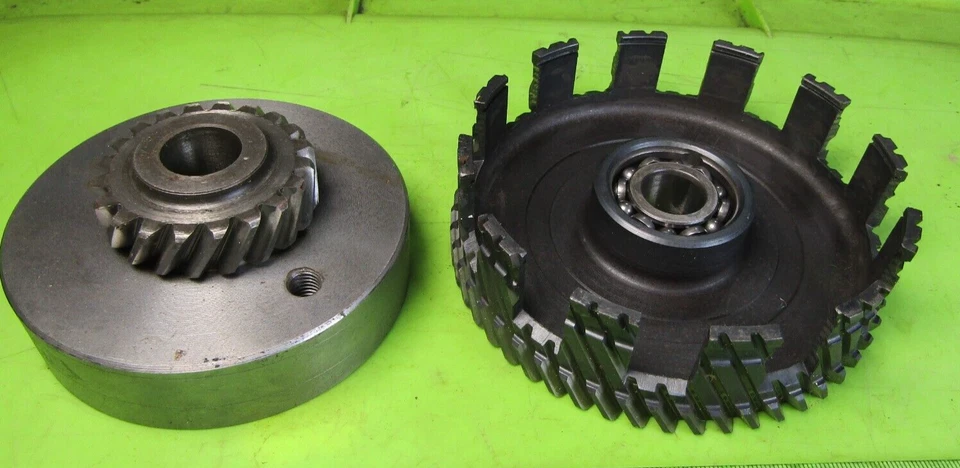 Cesta de embrague Montesa Enduro 250H 1976 + cesta de embrague p/n 3463.501 con engranaje de transmisión Foto 3 de 4